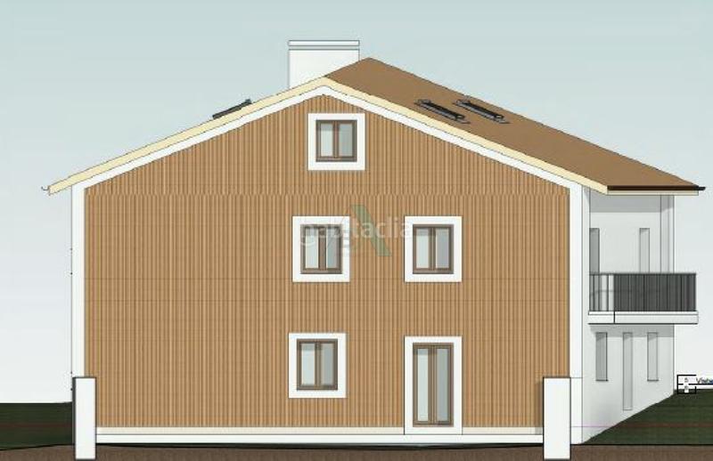 Foto ec05c104-ba9f-4405-aac2-3076f193dcc0. Casa edificio con proyecto para 3 viviendas en Llanes pueblo Llanes