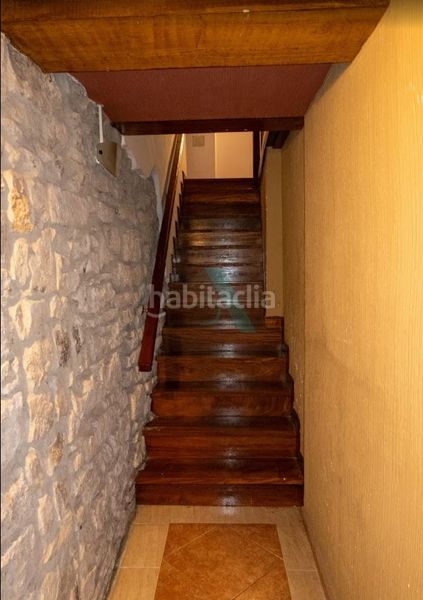 Foto d9ac2648-247a-43b3-90eb-9388449b5f42. Pis a Llanes pueblo Llanes