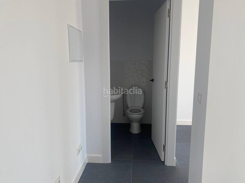 Foto d6429e70-0f9e-4c12-9e2d-f0f612afc1ec. Rent business premise in avenida rey juan carlos 15 in Coín