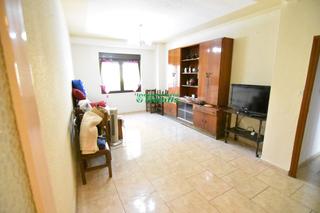 Pis  Bejar 83. Piso en venta en avda de bejar, 3 dormitorios.