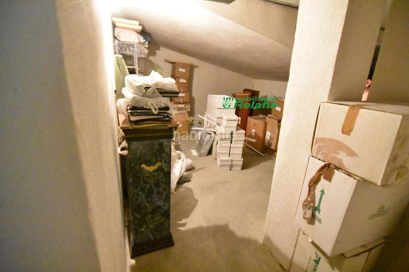 Foto bd2d08e5-4c20-4ea8-845a-854c4b50937b. Aparcament cotxe a portugal 1 a Ciudad Rodrigo