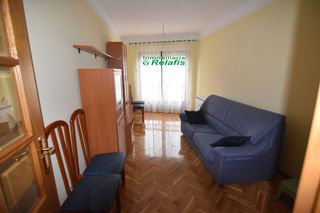 Etagenwohnung in Severo ochoa 10. Piso en venta en avda de bejar, 2 dormitorios.