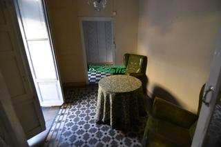 Casa a Madrid 14. Casa en venta en centro histórico, 3 dormitorios.