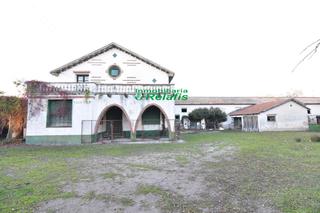 Casa a Ciudad Rodrigo. Casa en venta en santa marina.