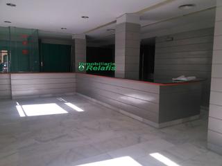Lloguer Local Comercial a Gigantes 12. Local com. en alquiler en centro histórico.