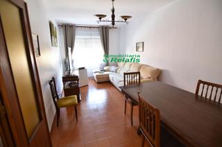 Pis a Santo domingo 1. Piso en venta en avda de bejar, 3 dormitorios.