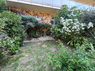 Rent Apartment  Carrer tramuntana. Confortable apartamento en s'agaro para temporada de verano