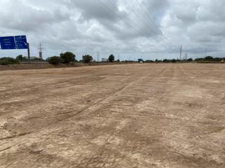 Rent Industrial plot in Cami dels ovellona 18. Solar alquiler 20.000 m2. / 2.000 €. mes + iva / constantí (tarr