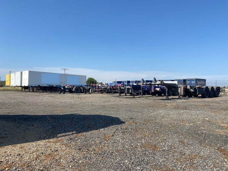 Foto b480e6e3-82ab-40cb-bb65-122db0dbbdd1. Rent industrial plot in plaça de l'església 2 in Constantí