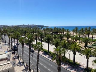 Rent Flat in Passeig de jaume i 15. Piso arrendamiento de temporada (lau) – julio 2026.
