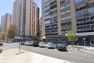 Aparcament cotxe  Calle menendez y pelayo. Garaje en zona universitaria