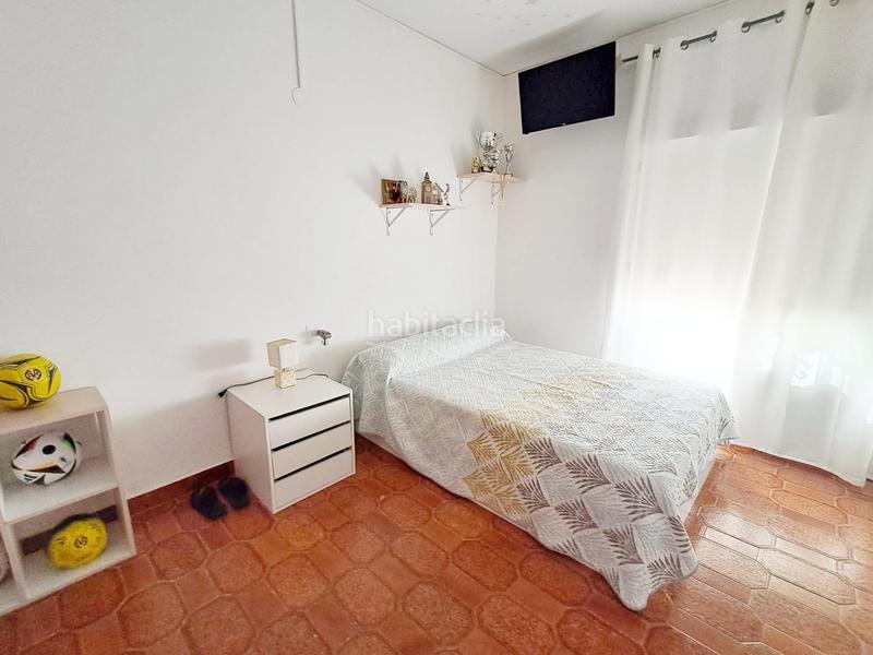 Foto bd31c579-8839-4d8a-bbea-78a230db8fe4. Chalet mit parking in Onda