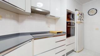 Miete Etagenwohnung in Centro Ciudad. Amplia vivienda amueblada y con plaza de garaje