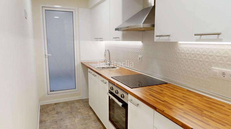 Foto 1798dcba-ecab-47c4-b95c-87e3f2c9d821. Lloguer pis a Barrio de Patraix Valencia