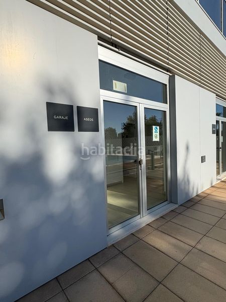 Foto a6e6f611-d699-4cb7-90bc-304f097ca10a. Pis amb calefacció aparcament piscina a La Punta Valencia