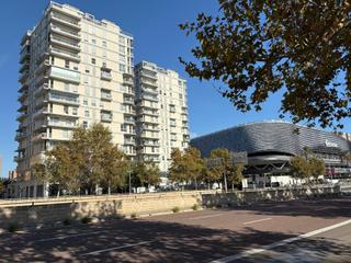 Pis  Calle antonio ferrandis actor. Ubicación privilegiada junto a roig arena con garaje y trastero