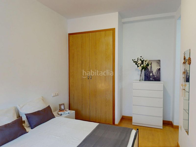 Foto b34b2035-073d-4ded-af32-6d0aa3b0c37a. Pis a Russafa Valencia