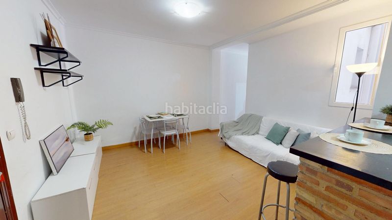 Foto b64edcd2-b25b-4de0-961d-bd2cdf8c479a. Pis a Russafa Valencia