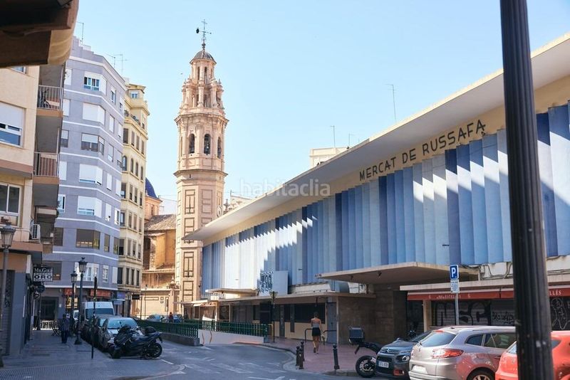 Foto e8dd07c0-45e6-4e56-bf91-af8a6c017432. Pis a Russafa Valencia