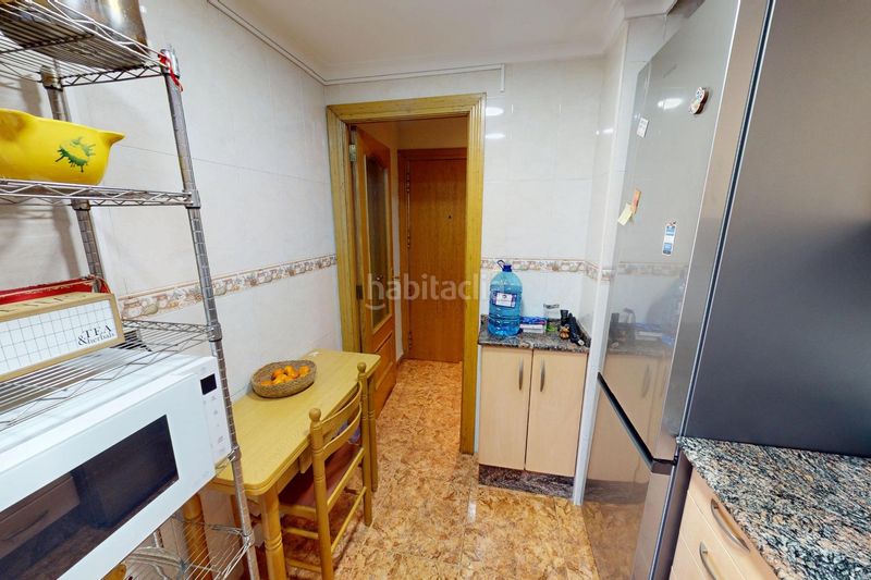 Foto be04eb63-b41e-44f1-8bbb-45b5c3100306. Pis a Tres Forques Valencia