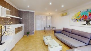 Etagenwohnung in Beteró. Fantástica vivienda junto a blasco ibañez.