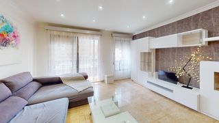 Pis a Beteró. Fantástica vivienda junto a blasco ibañez.