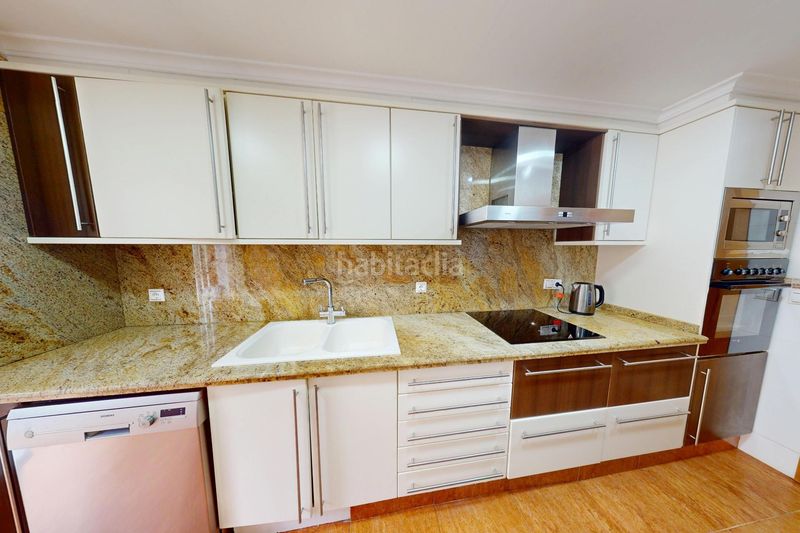 Piso fantástica vivienda junto a blasco ibañez. en Valencia - Imagen 2