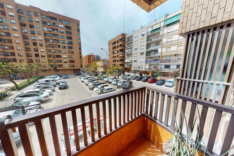 Piso fantástica vivienda junto a blasco ibañez. en Valencia - Imagen 20