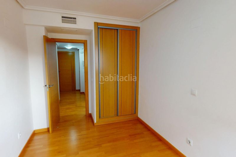 Foto 13835d3d-ff4c-4f9c-b7a9-fd0c0ca245de. Pis amb piscina a Sant Llorenç - Zona Alfahuir Valencia