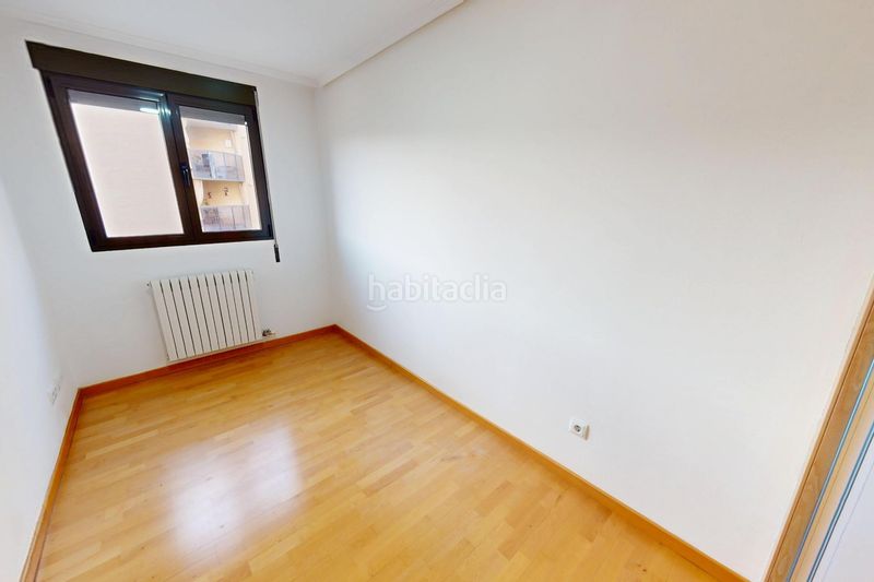 Foto 43a616d6-16e6-4f0d-b420-1da9965bc2b0. Pis amb piscina a Sant Llorenç - Zona Alfahuir Valencia