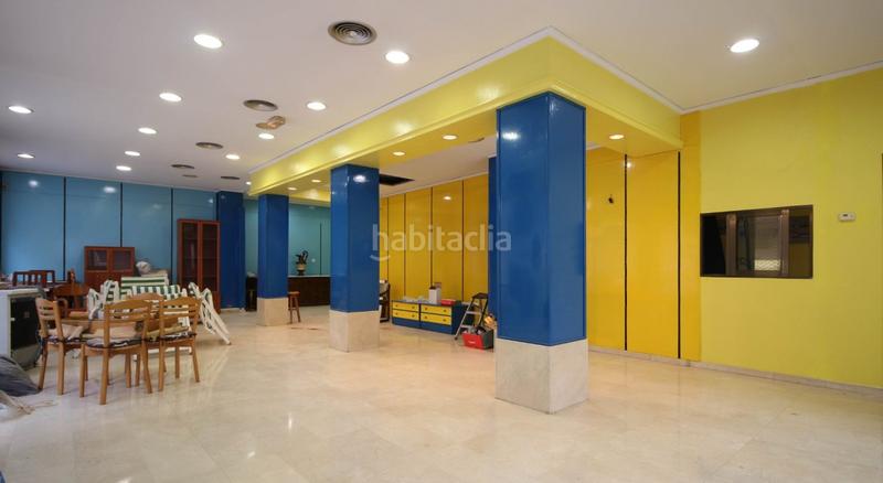 Foto 84cb6497-c40b-4668-965b-a3e35a321768. Local commercial dans Plaza Elíptica - República Argentina Gandia