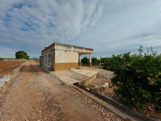Terreno residenziale  Calle polígono 1. Villarreal. parcela en zona la florida con casa