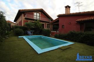 Maison à Castrillo de villavega - calle real 4. Chalet en venta