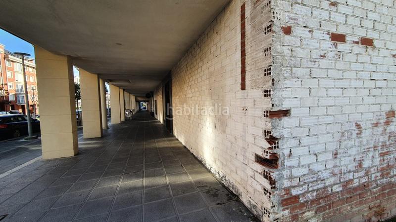 Foto 2a5036ed-ccaf-4787-92c2-1273a8df353a. Locale commerciale in cueto - avda. doctor diego madrazo 10 in Santander
