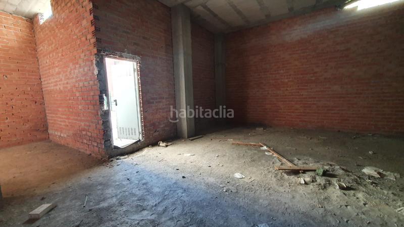 Foto 6c400b15-a55b-488b-8d6a-4e10b12a998b. Locale commerciale in cueto - avda. doctor diego madrazo 10 in Santander