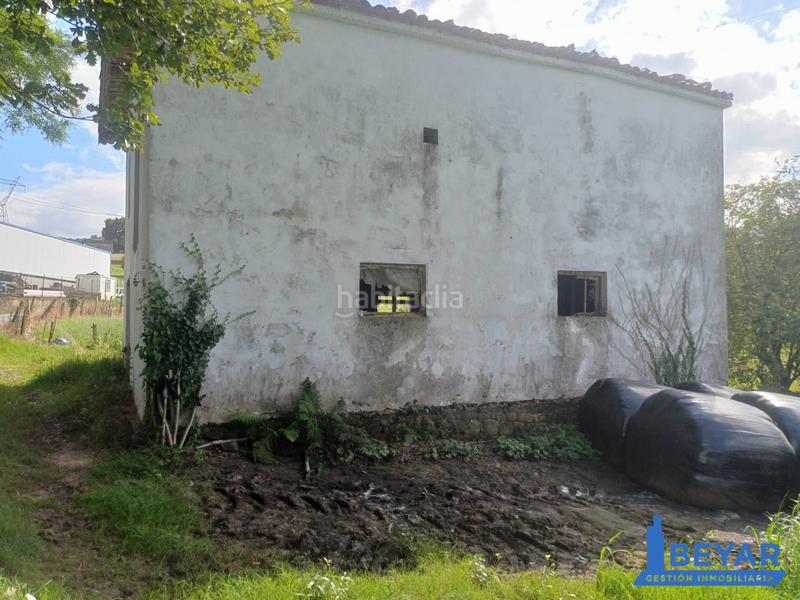Foto 258c489d-ec9e-477c-9a4e-403a1faa7711. Terreno residencial en barrio tezanos 1210 finca a la venta en Villacarriedo
