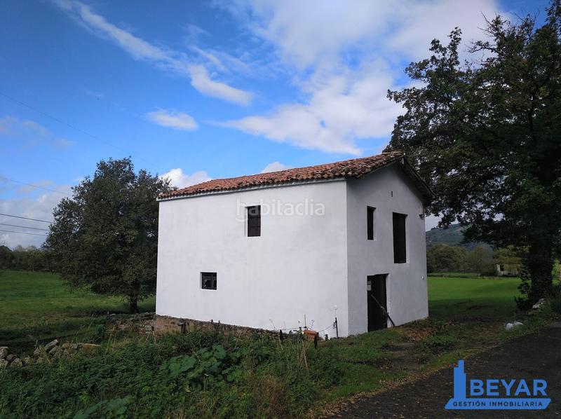 Foto 2b4605df-e10d-4ee5-8cae-3ee278a8876a. Terreno residencial en barrio tezanos 1210 finca a la venta en Villacarriedo