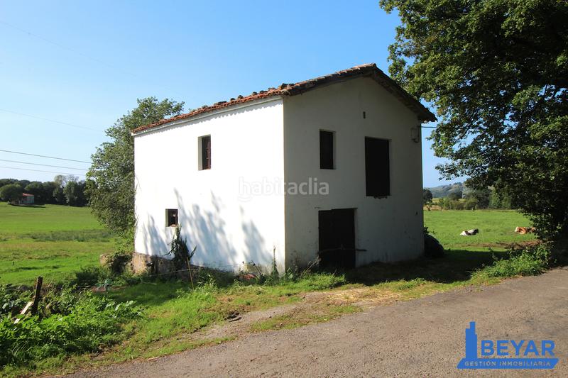 Foto 895e6bf2-f143-471f-bd5e-36e4c1adeffb. Terreno residencial en barrio tezanos 1210 finca a la venta en Villacarriedo