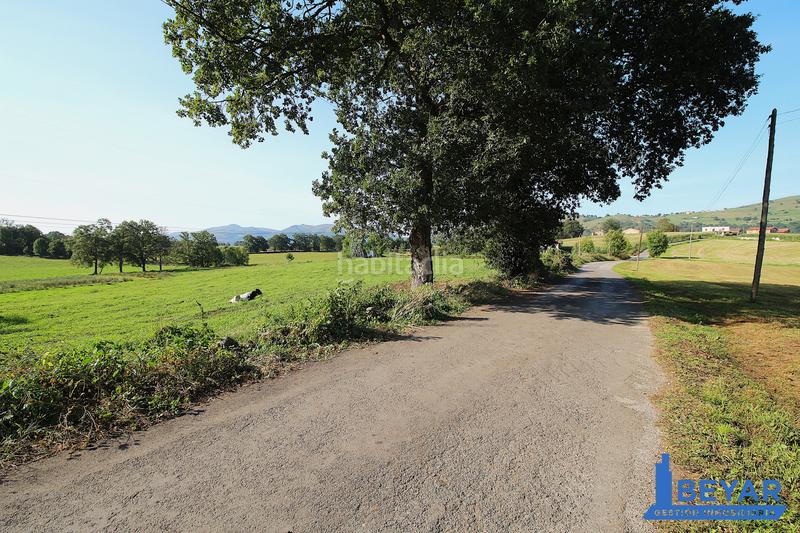 Foto 9a486472-0b1d-4852-a1aa-493579ff466a. Terreno residencial en barrio tezanos 1210 finca a la venta en Villacarriedo