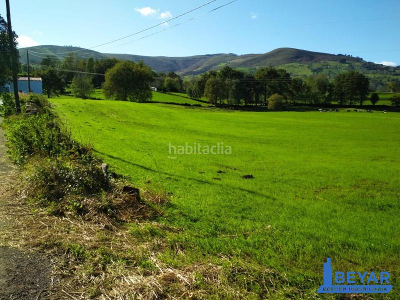 Foto e836834a-18a9-4cae-8fff-425c953eb83d. Terreno residencial en barrio tezanos 1210 finca a la venta en Villacarriedo