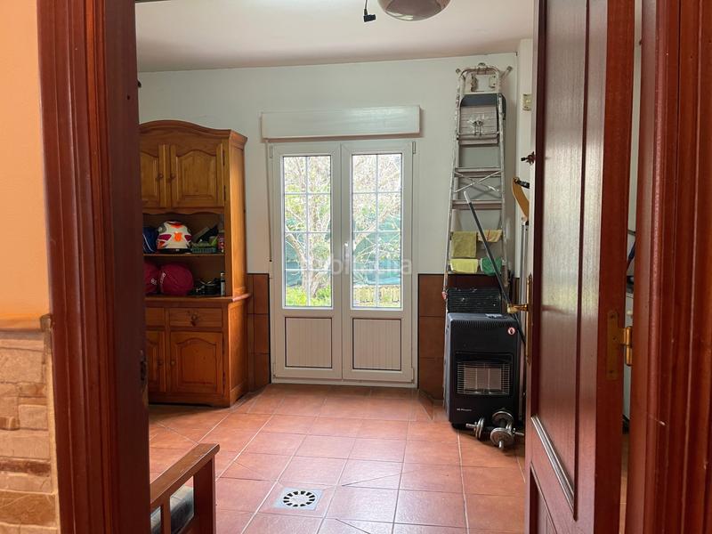 Foto 5901ef8a-5d78-4c81-98a5-2e883f777957. Maison jumelée dans villanueva - barrio merecía 40b dans Villaescusa