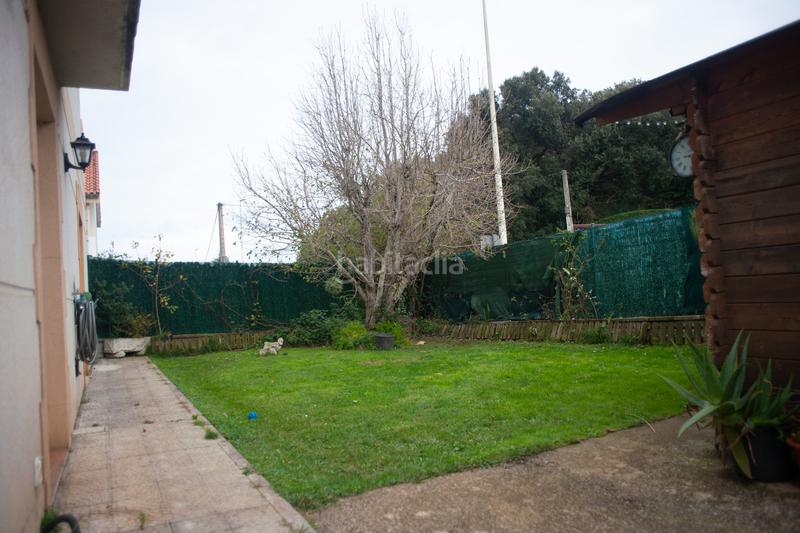 Foto 6592599a-1fe6-496e-aaaf-00a0f5b70e79. Maison jumelée dans villanueva - barrio merecía 40b dans Villaescusa