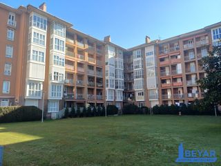 Miete Etagenwohnung in Peñacastillo - calle san martín del pino 23. Piso en alquiler en santander