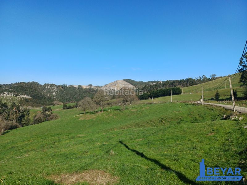 Foto dad6ea78-d226-4110-aa2c-b250045849de. Terreno residenziale in Arce - barrio san pantaleón in Piélagos
