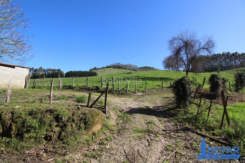 Foto ef78b728-4cee-4361-9cdd-a1c382d7330c. Terreno residenziale in Arce - barrio san pantaleón in Piélagos
