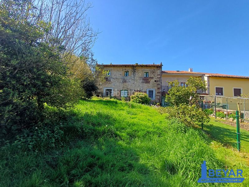 Foto b368b77a-06c8-418c-b330-e3fb6c1deef5. Maison jumelée dans Arce - barrio la fuente 5 dans Arce Piélagos