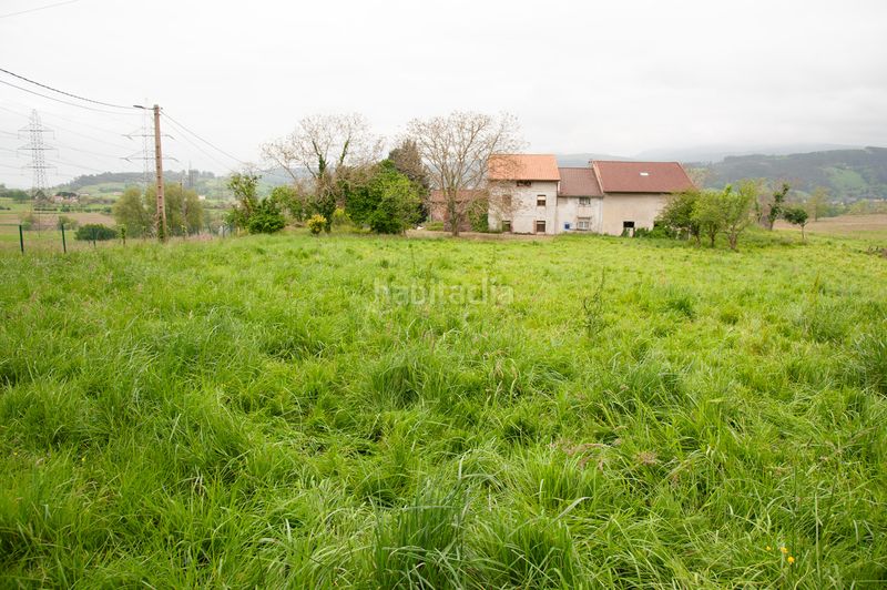 Foto 32a1b2fd-f4d6-47ee-a82a-86abb0f9e5f8. Casa adossada a Penagos