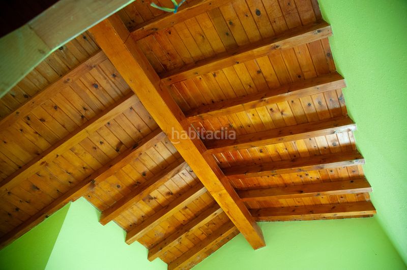 Foto 36dd5544-cac3-44e0-948d-f84d21b40ff5. Casa adossada a Penagos