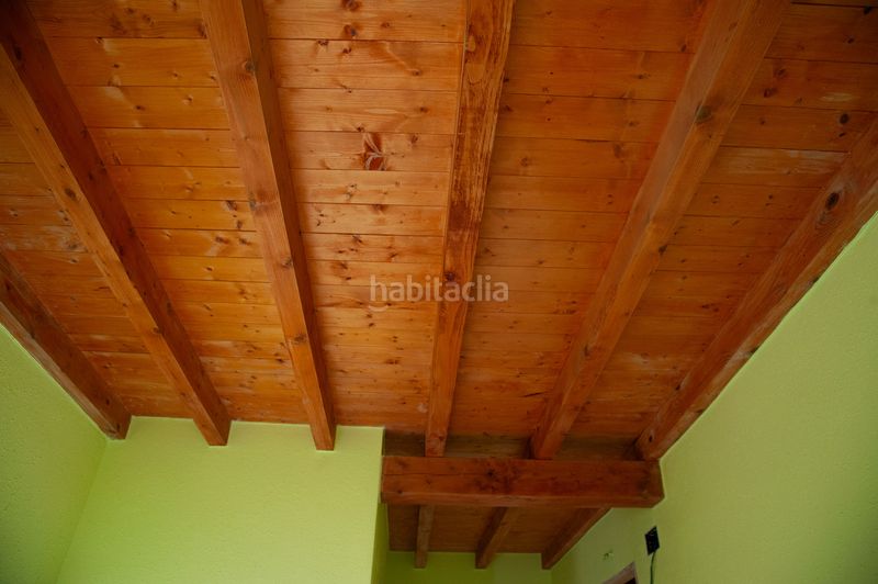 Foto 4e567b50-42dc-4916-a46e-e56a1514ba60. Casa adossada a Penagos