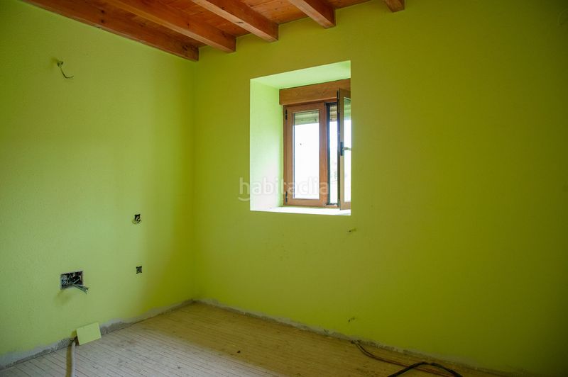 Foto 5fcdb5dc-a2b3-4e96-9591-76f44e10ac8b. Casa adossada a Penagos